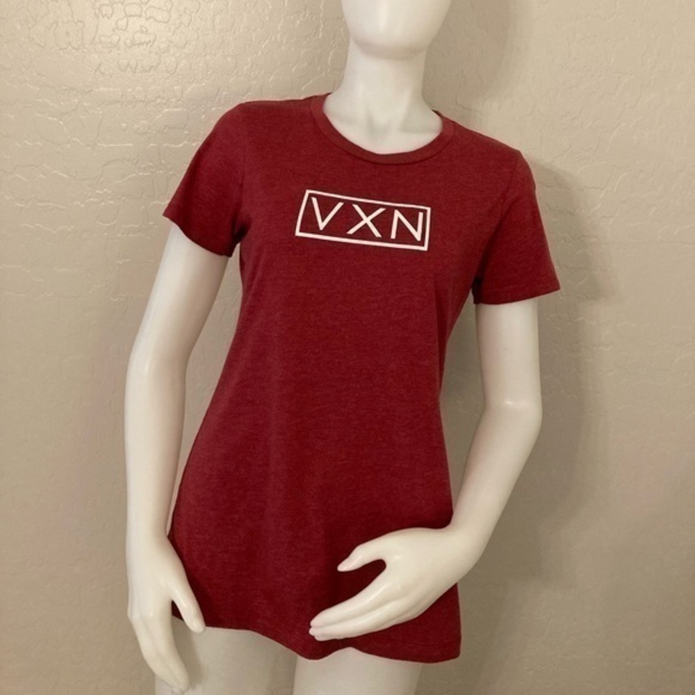 DIXXON Women’s VXN Red Graphic Fitted T-Shirt Large